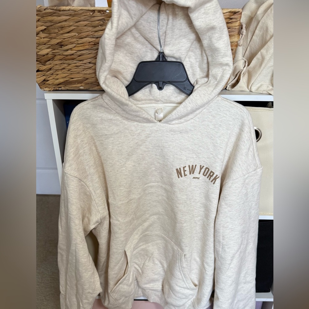 Skims New York hoodie